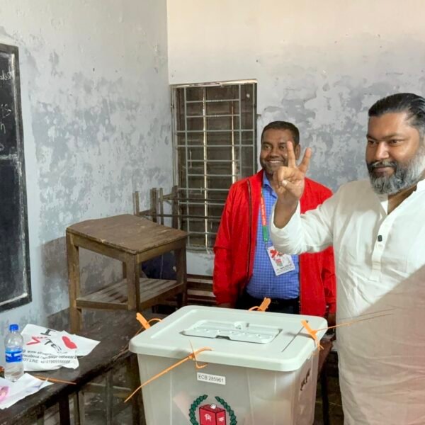 নিজ কেন্দ্রে ভোট দিলেন গাজীপুর-২ আসনের বিএনপি মনোনীত প্রার্থী&hellip;