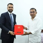 তারেক রহমান-এর হাতে পৌঁছে দেওয়া&hellip;