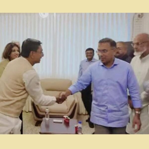 তারেক রহমানের সঙ্গে সৌজন্য সাক্ষাৎ করলেন গাজীপুর-১-এর নবনির্বাচিত এমপি মোঃ মজিবুর রহমান