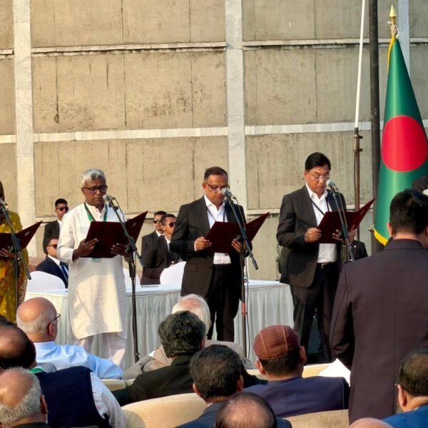 বেসামরিক বিমান পরিবহন ও পর্যটন প্রতিমন্ত্রী হিসেবে শপথ নিলেন&hellip;