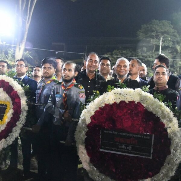 ভাষা শহিদদের প্রতি শ্রদ্ধা জানালেন শ্রম ও কর্মসংস্থান মন্ত্রী