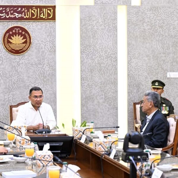 প্রধানমন্ত্রী তারেক রহমান এর সভাপতিত্বে সচিবালয়ে মন্ত্রিসভার প্রথম বৈঠক&hellip;