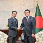 পররাষ্ট্রমন্ত্রী ড. খলিলুর রহমানের সঙ্গে সৌজন্য সাক্ষাৎ করেছেন বাংলাদেশে নিযুক্ত ভারতের হাইকমিশনার প্রনয় ভার্মা