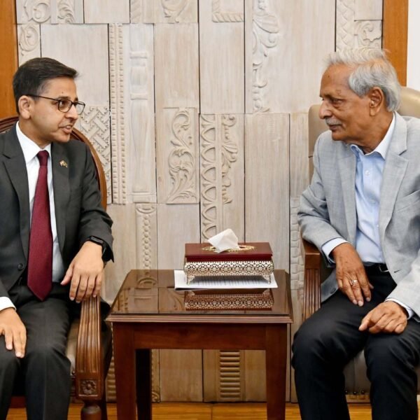 বাংলাদেশ ও ভারতের মধ্যে দ্বিপাক্ষিক সম্পর্ক আরো শক্তিশালী করার…