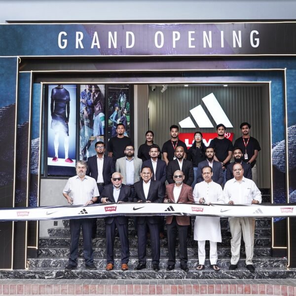 চট্টগ্রামে ইস্পাহানি সেন্টারে অ্যাডিডাস, নাইকি ও লিভাইসের মাল্টি-ব্র্যান্ড আউটলেট…