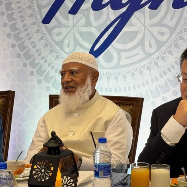 পারস্পরিক সম্মান ও সহযোগিতার ভিত্তিতে বিশ্বের সঙ্গে ভারসাম্যপূর্ণ সম্পর্ক গড়তে চায় বাংলাদেশ: ডা. শফিকুর রহমান