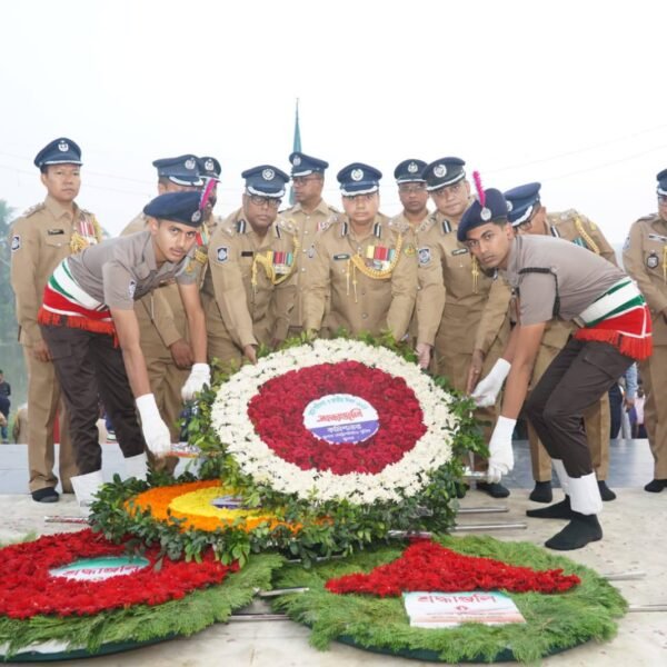 মহান স্বাধীনতা ও জাতীয় দিবসে শ্রদ্ধা নিবেদন করলেন কেএমপি&hellip;