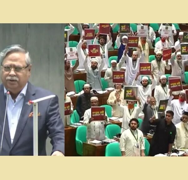 ত্রয়োদশ জাতীয় সংসদের প্রথম অধিবেশনে রাষ্ট্রপতির ভাষণের সময় ওয়াক…