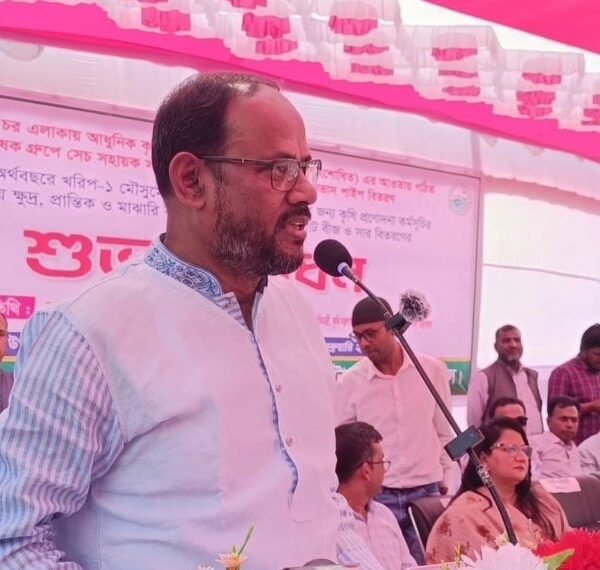 দেশকে খাদ্যে স্বয়ংসম্পূর্ণ করে রপ্তানির উপযোগী করতে কাজ করছে&hellip;