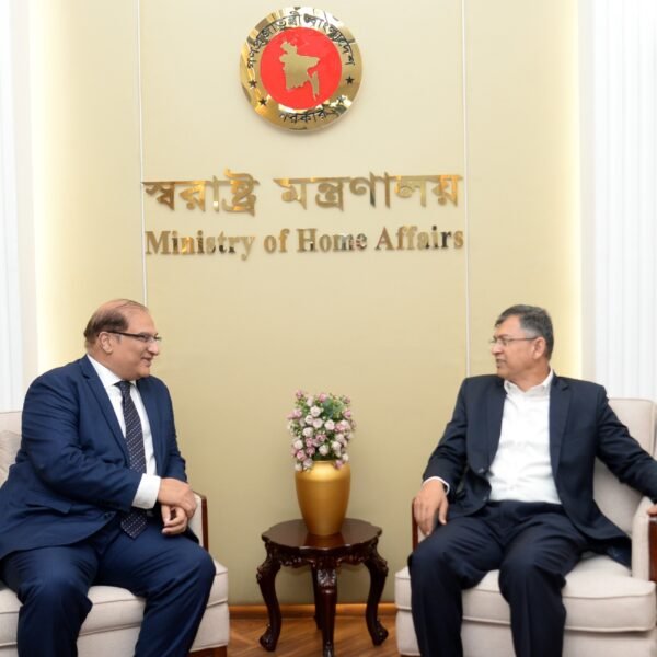 সেফ সিটি প্রকল্প বাস্তবায়ন ও সন্ত্রাস দমনে যৌথ উদ্যোগে…