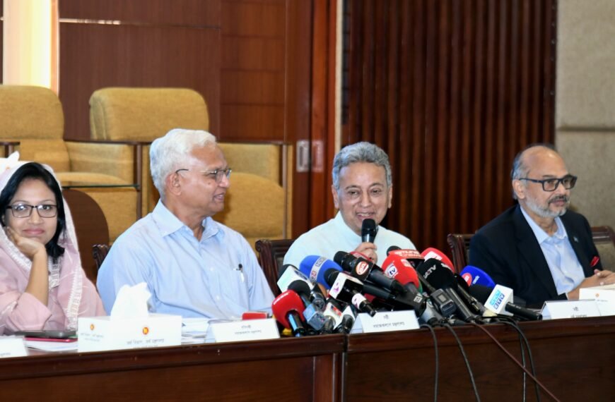 পরিবারের নারী প্রধানের নামে ‘ফ্যামিলি কার্ড’ প্রদানের&hellip;