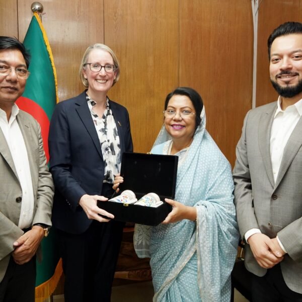 বেসামরিক বিমান পরিবহন ও পর্যটন মন্ত্রণালয়ের মাননীয় মন্ত্রী ও&hellip;