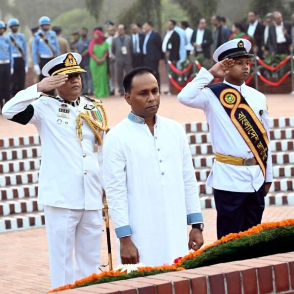 দেশমাতৃকার শ্রেষ্ঠ সন্তানদের স্মরণে জাতীয় স্মৃতিসৌধে ডেপুটি স্পীকারের শ্রদ্ধা&hellip;