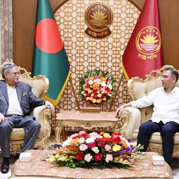 স্বাধীনতা দিবসে বঙ্গভবনে রাষ্ট্রপতির সঙ্গে প্রধানমন্ত্রীর সাক্ষাৎ অনুষ্ঠিত