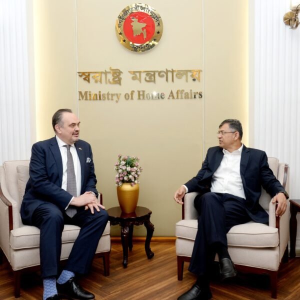 মার্কিন দূতাবাস সহ ডিপ্লোমেটিক এরিয়ার নিরাপত্তা ব্যবস্থা জোরদার করা…