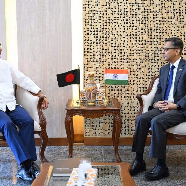 প্রধানমন্ত্রী তারেক রহমান-এর সঙ্গে সৌজন্য সাক্ষাৎ করেছেন ভারতীয় হাইকমিশনার