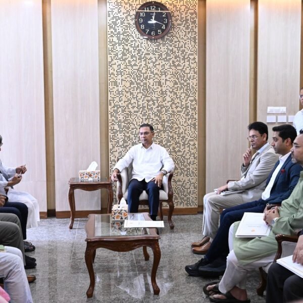 শিক্ষার্থীদের মধ্যে পাঠাভ্যাস বাড়াতে একসঙ্গে কাজ করবে সরকার ও&hellip;