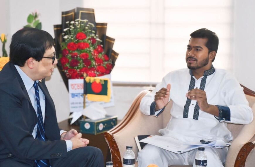 প্রবাসী কল্যাণ ও বৈদেশিক কর্মসংস্থান প্রতিমন্ত্রীর সাথে…