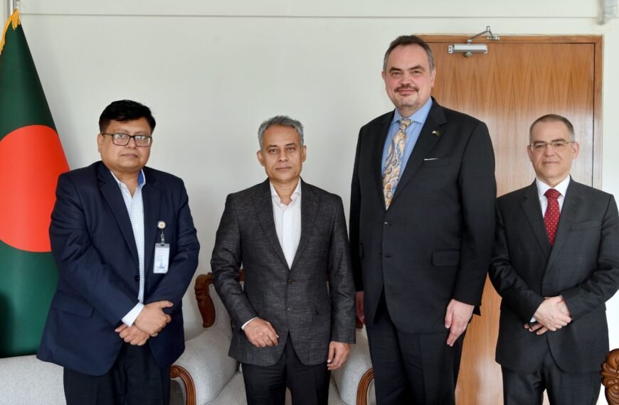 সড়ক ও সেতু মন্ত্রী শেখ…