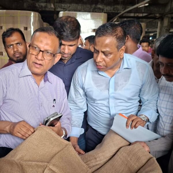 বন্ধ পাটকল চালু হলে অর্থনীতিতে গতি আসবে: বস্ত্র ও&hellip;