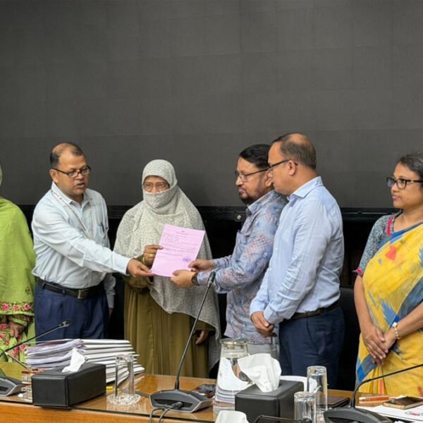 সংরক্ষিত নারী আসনে মনোনয়ন জমা দিল ১১ দলীয় নির্বাচনী ঐক্য