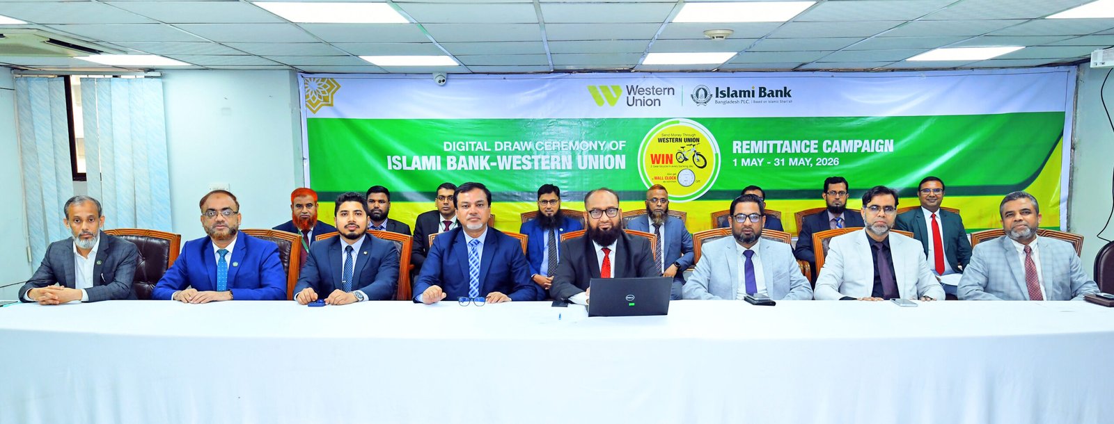 ইসলামী ব্যাংকের ২ রেমিট্যান্স গ্রাহক পেলেন গিয়ার বাই-সাইকেল