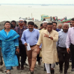 নৌপথে ঈদযাত্রার প্রস্তুতি দেখতে পাটুরিয়া-দৌলতদিয়া…