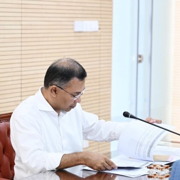 রাজধানীর চার বাস টার্মিনাল দ্রুত স্থানান্তরের নির্দেশ দিলেন প্রধানমন্ত্রী তারেক রহমান