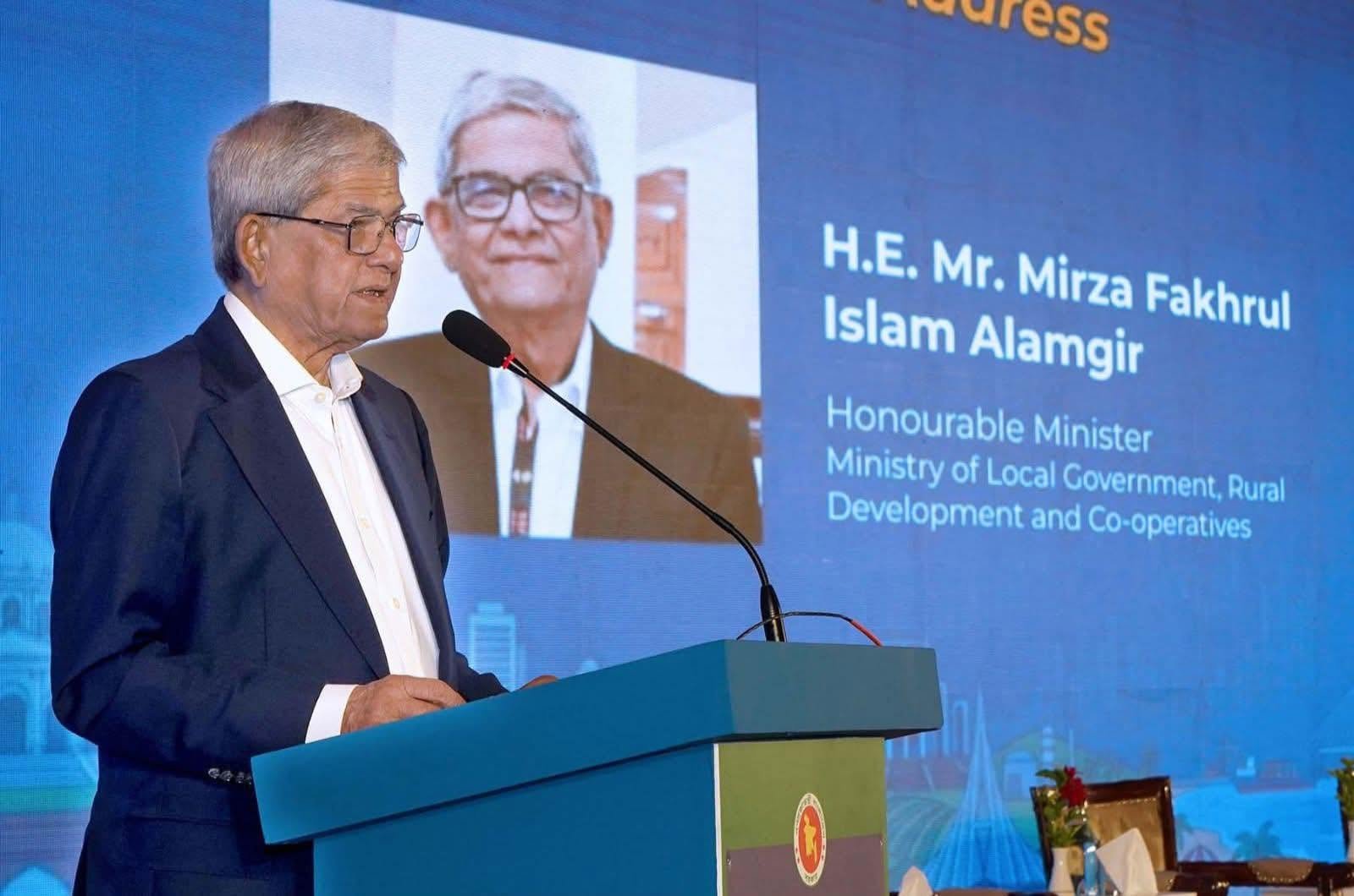 বাংলাদেশকে স্বনির্ভর ও শিল্পোন্নত রাষ্ট্রে পরিণত করতে চায় সরকার: মির্জা ফখরুল ইসলাম আলমগীর