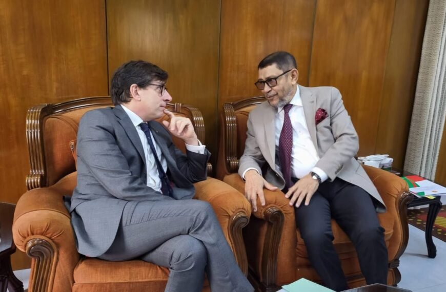 উদীয়মান স্বাস্থ্য চ্যালেঞ্জ মোকাবিলায় বাংলাদেশকে…