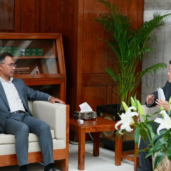 বাণিজ্য, বিনিয়োগ ও জনগণের যোগাযোগ বৃদ্ধিতে একমত বাংলাদেশ-চীন