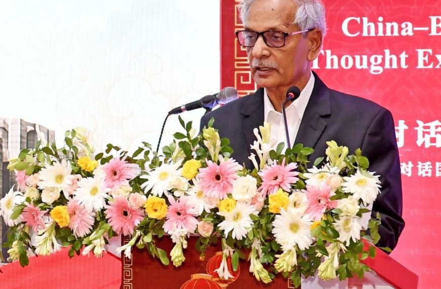 কোনো সংস্কৃতিই শ্রেষ্ঠ বা নিকৃষ্ট নয়; বৈচিত্র্যই…