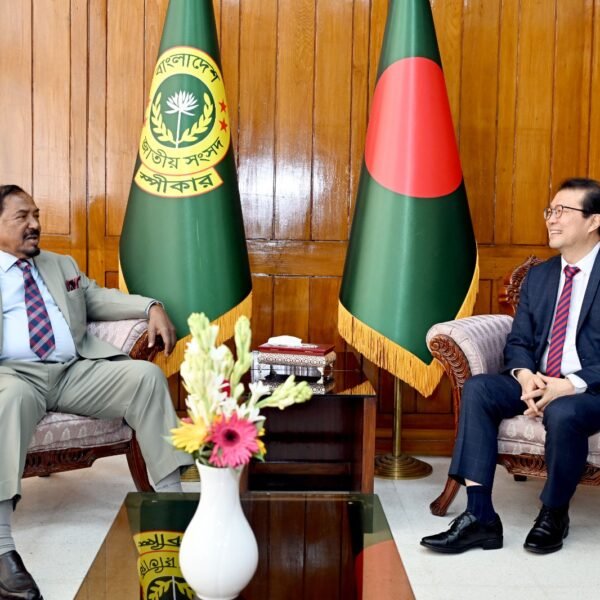 স্পীকারের সাথে দক্ষিণ কোরিয়ার রাষ্ট্রদূতের সৌজন‌্য সাক্ষাৎ অনুষ্ঠিত