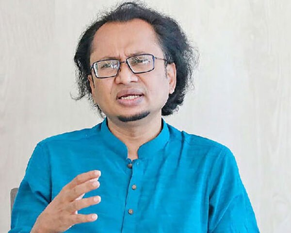 দিল্লি বিমানবন্দরে হয়রানির অভিযোগ, দেশে ফিরছেন তথ্য উপদেষ্টা ডা.…