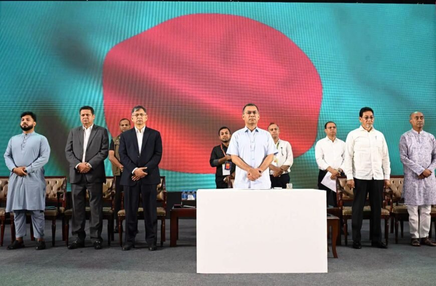 ‘জুলাই জাতীয় সম্মেলন-২০২৬’-এ উপস্থিত রয়েছেন…