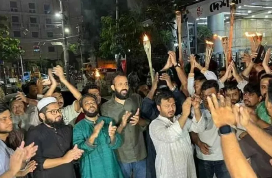সাভারে ককটেল হামলার প্রতিবাদে রাজধানীতে…